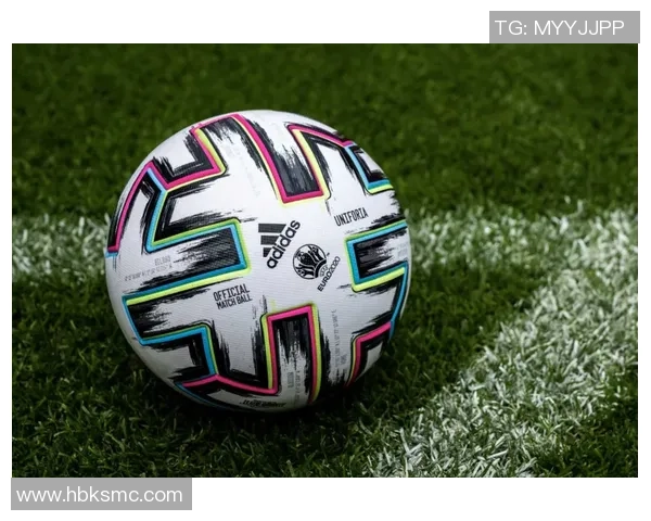 球星足球帽的魅力与时尚潮流探秘：如何挑选适合自己的款式与设计